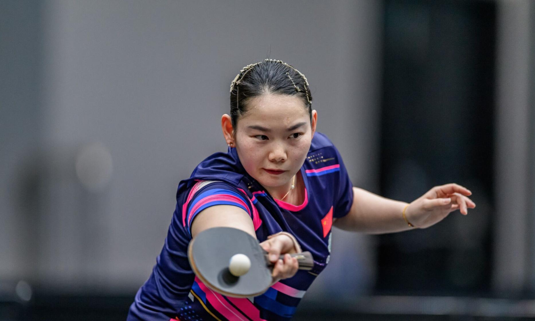 app下载-2026冲首冠！国乒27岁孙颖莎陪练大闪耀：连斩黑马+名将真猛